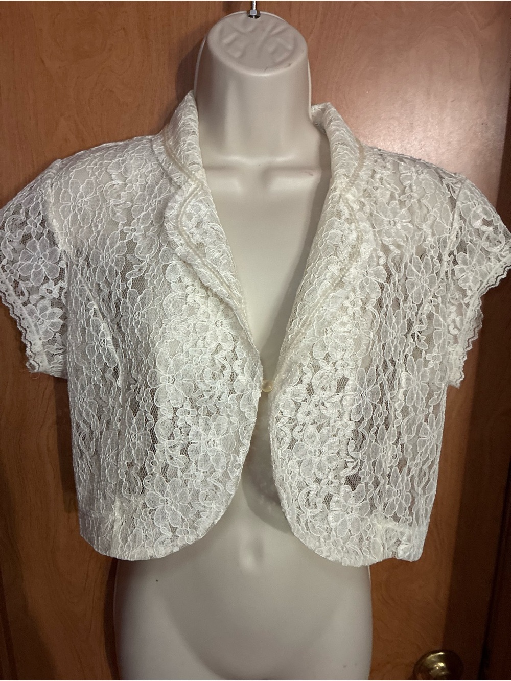 Y2K Vanity Ivory Lace Cropped Bolero Shrug Size Medium
